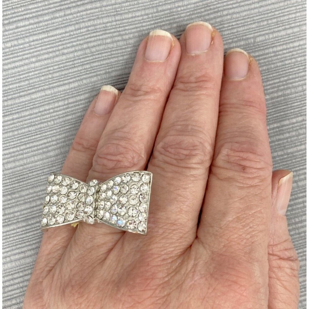 Womens Charlotte Russe Silver Tone Rhinestone Bow Stretch Ring Bling One Size